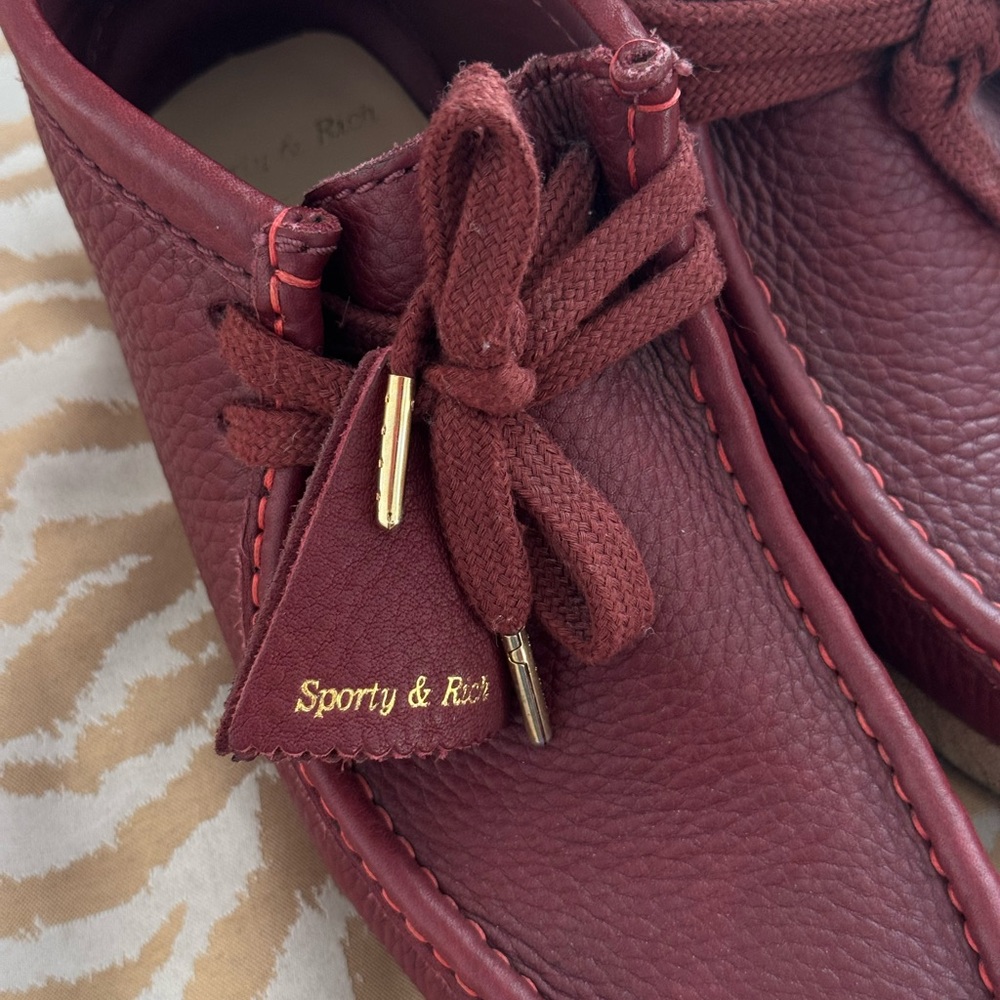 Clarks Originals x Sporty & Rich Wallabee – Burgundy Leather | US 7.5